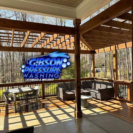 Deck and fence cleaning how to avoid fuzzing wood and still get a deep clean